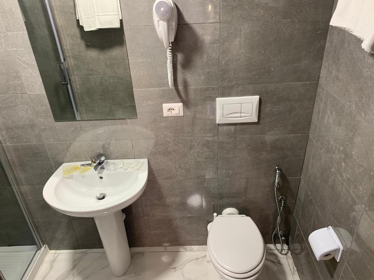 רומא Serena House מראה חיצוני תמונה